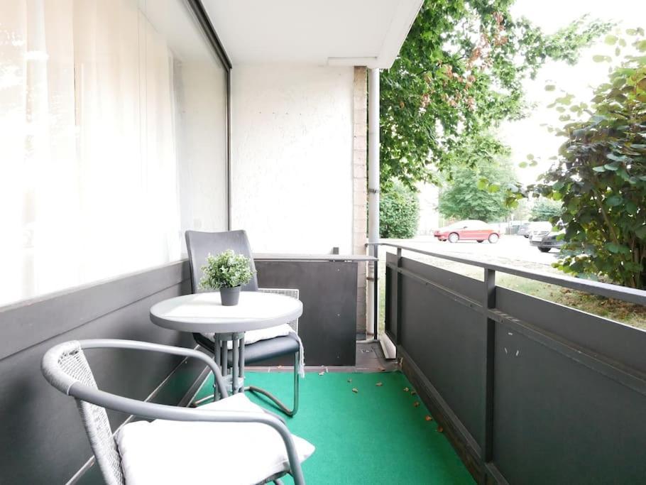 61 M2 Erdgeschosswohnung Mit Eigenem Parkplatz Vorm Haus Όσναμπρουκ Εξωτερικό φωτογραφία